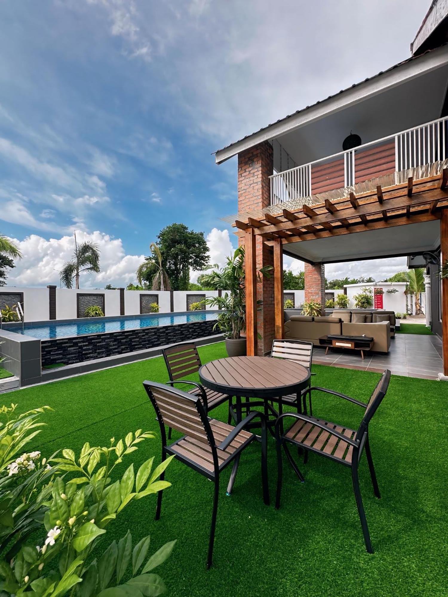 Destini Akef Villa 2 Pantai Cenang  Esterno foto